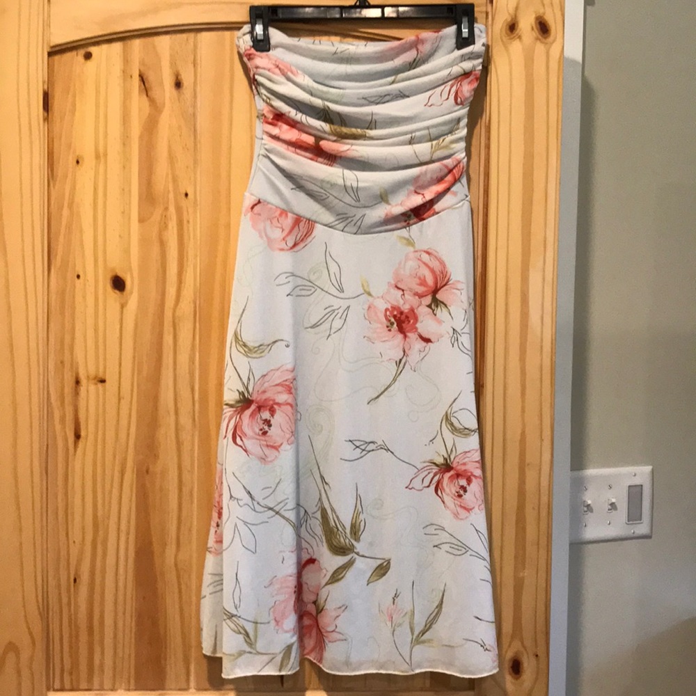 Strapless dress